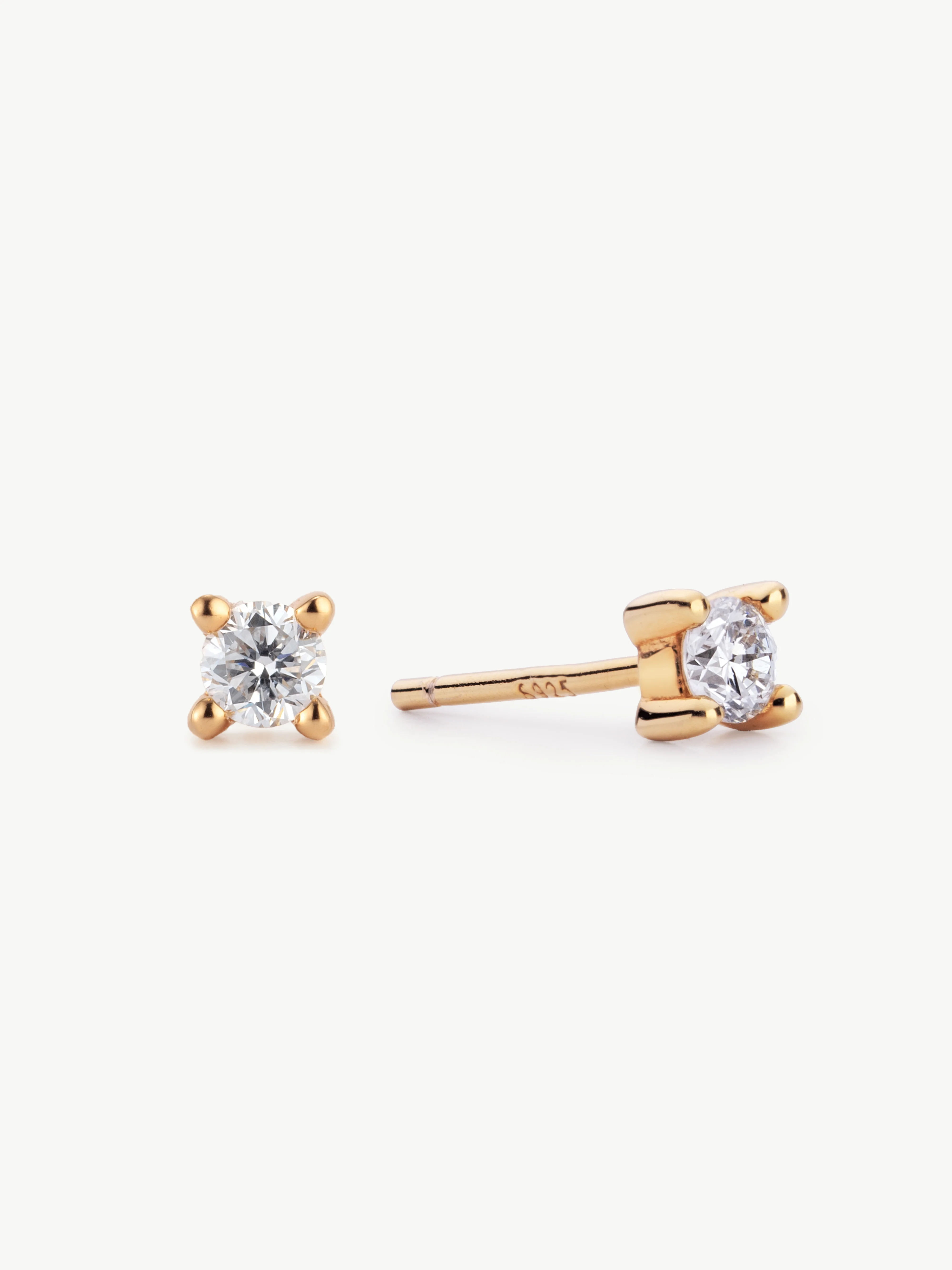 Classic Diamond Studs 0.26ct