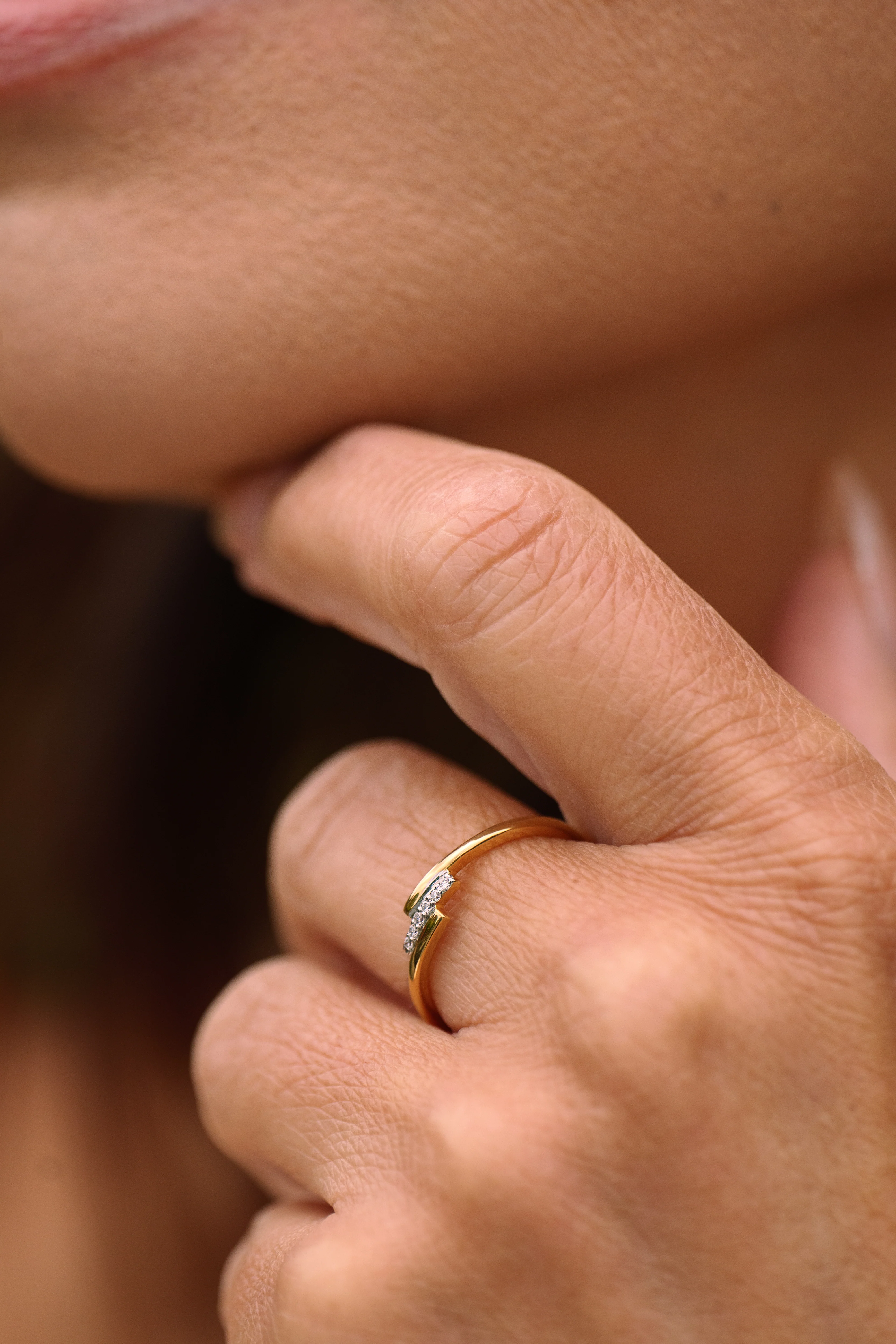 Crossover Diamond Ring - Limited Edition - Image 2